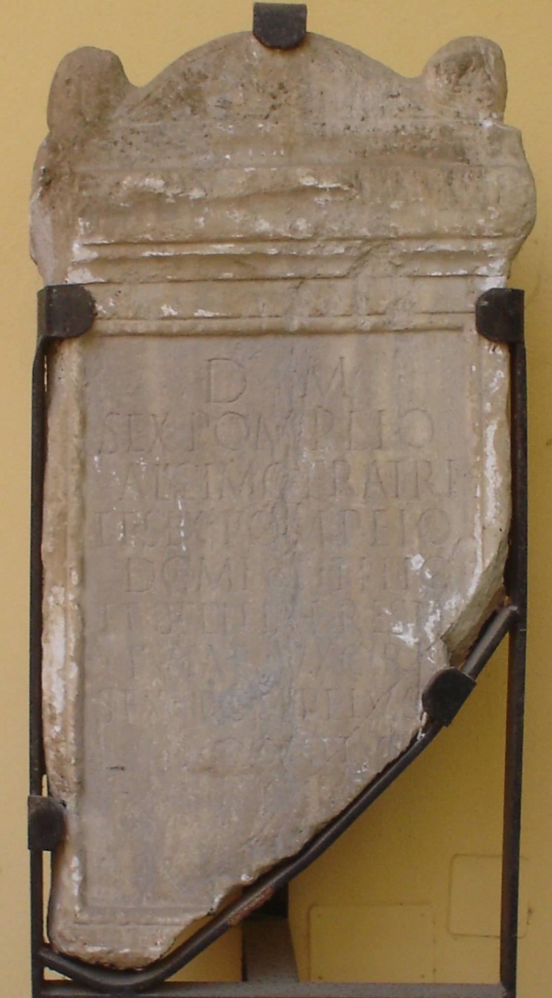 Epigrafe n. 2186 - Pro Loco Airola